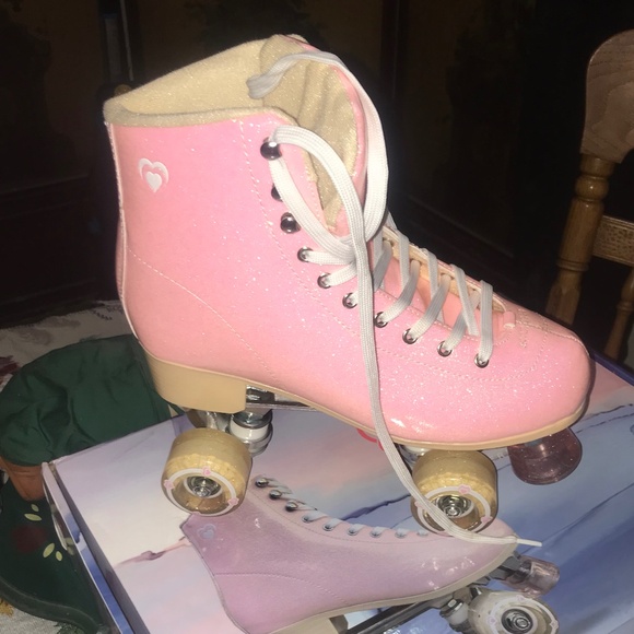 Rollar Skates - Picture 3 of 5